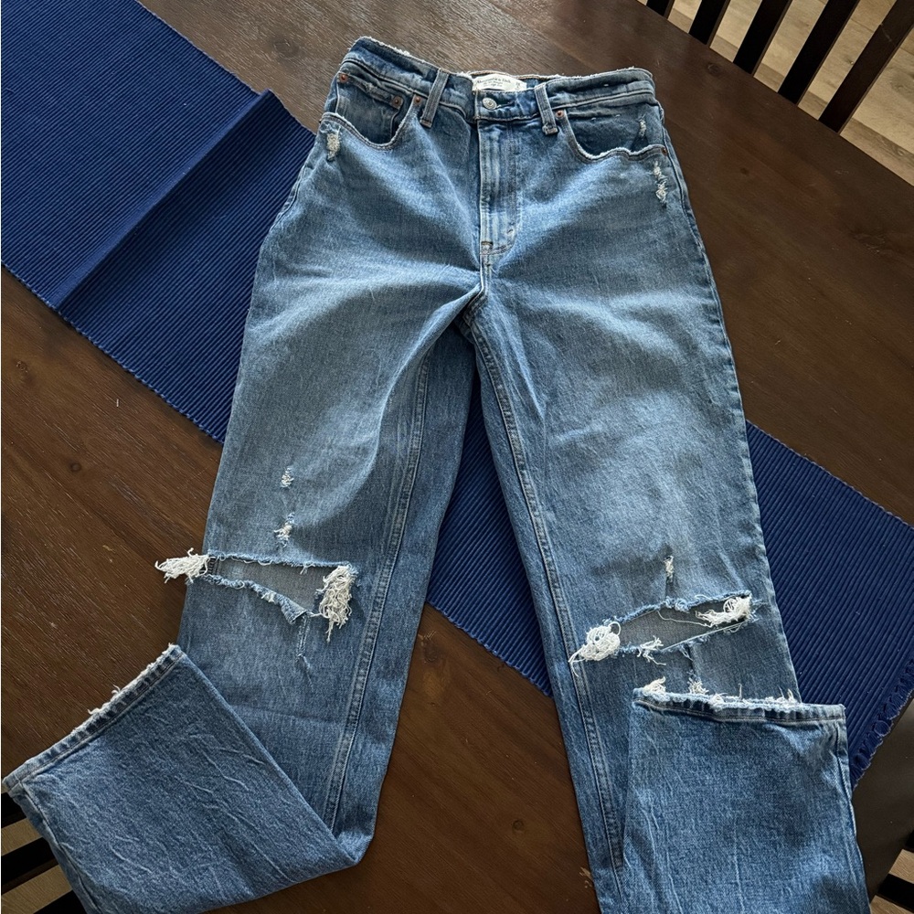 Abercrombie & Fitch 90’s Straight Ultra High Rise Light Blue Distressed Jeans